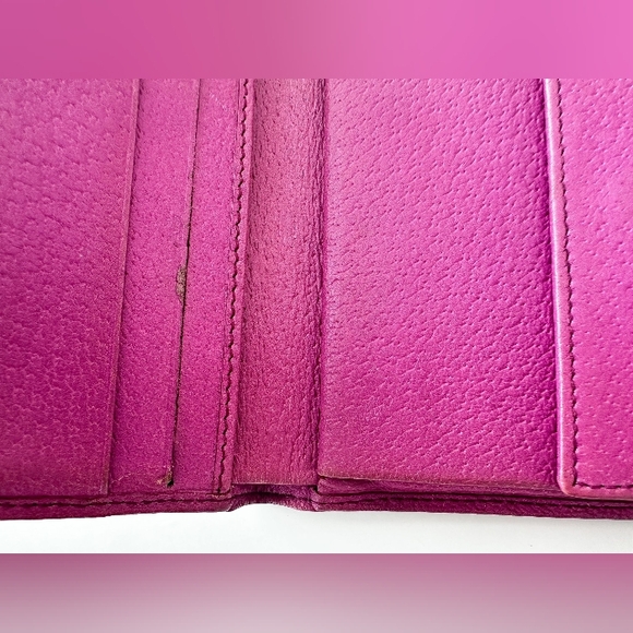 Pre-loved GUCCI Cloth wallet Very good condition - Picture 12 of 13